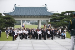 2017-09-19-Korea-49-Wreath