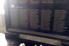 2017-09-21-Korea-07b-WreathMuseum