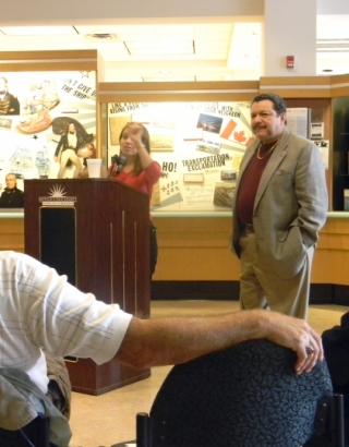 2012-09-21-ABuffaloLibrary02